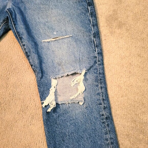 Levi’s 501 Original Cropped High Rise Distressed Jeans Unisex Size 32x28 - Picture 8 of 16